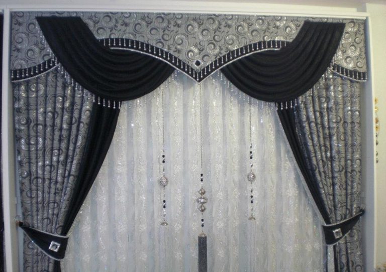 Awesome Curtain Living Room Models