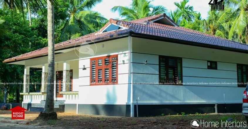 1367 Square Feet Single Floor Traditional Home Design